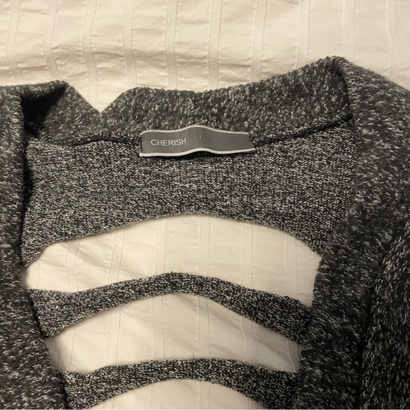 Cherish cardigan medium - Picture 3 of 3